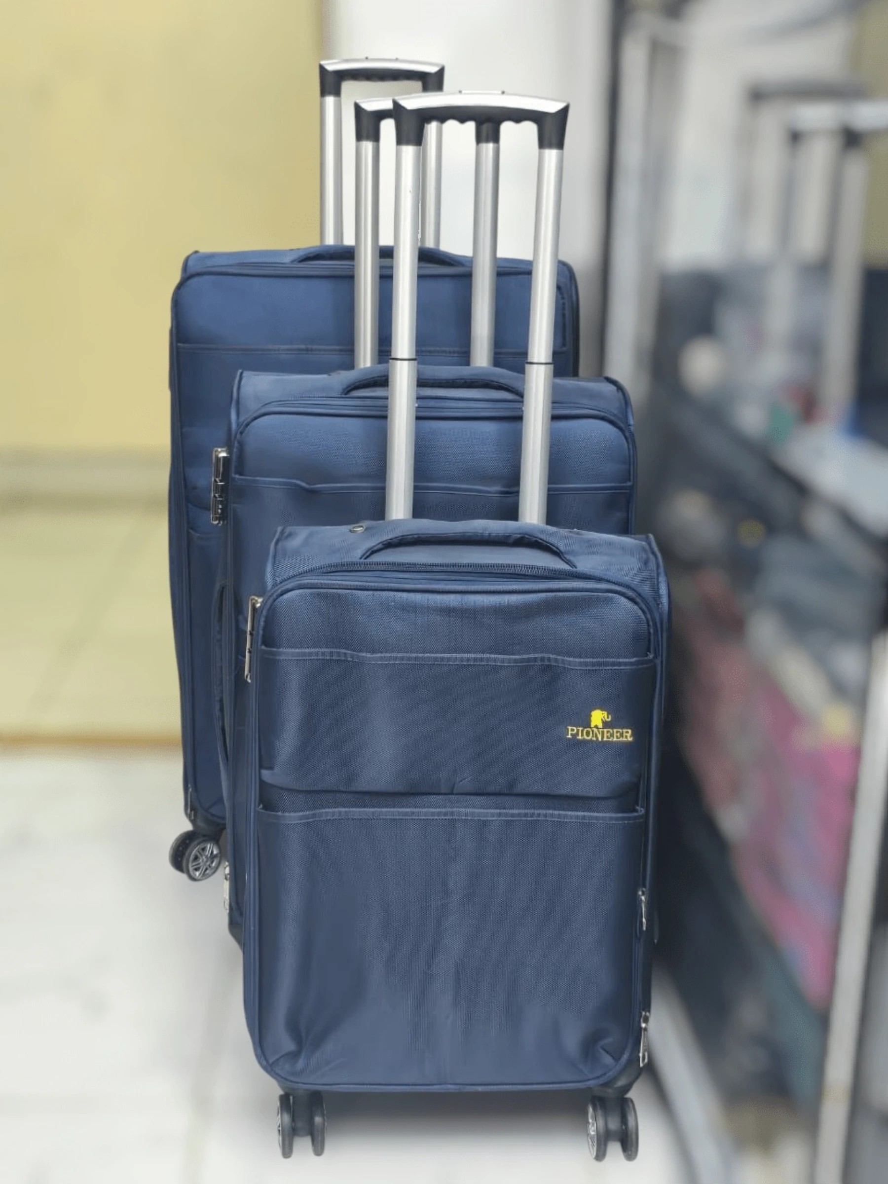 4 in 1 Canvas suitcase