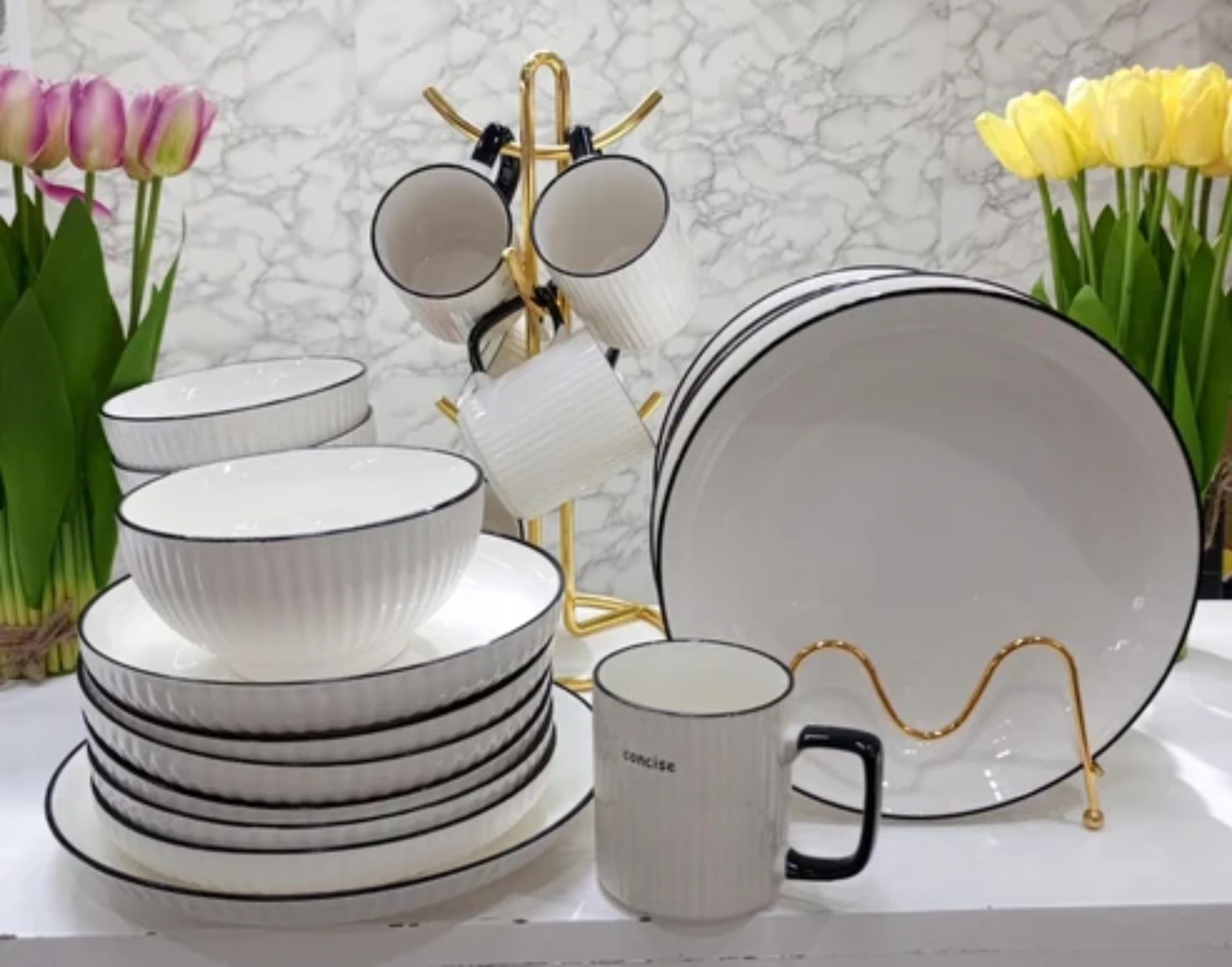 DINNER SET