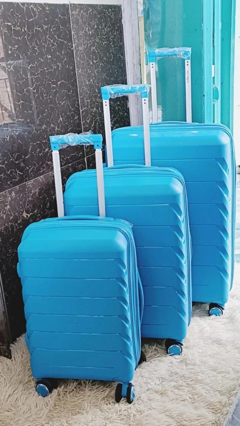 3 in 1 Set, Size 27 Rubber Suitcase  